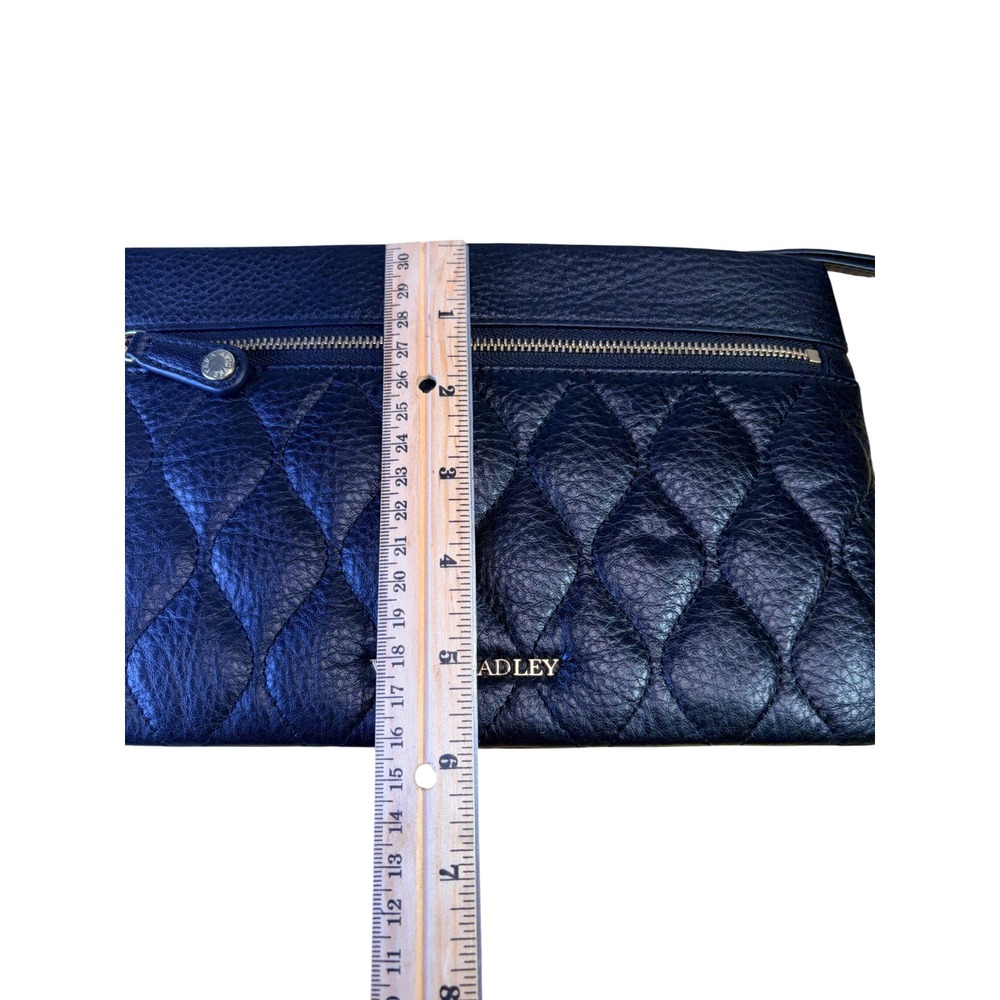 Vera Bradley Mia Black Quilted Genuine Leather Wristlet Clutch Floral Interior - Picture 9 of 9